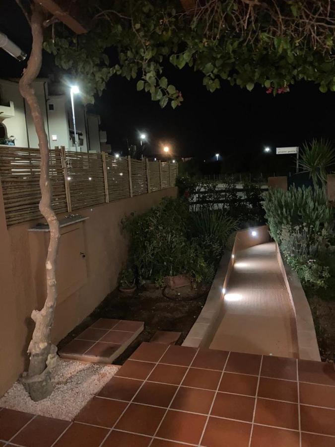 Apartamento Bilocale Con Giardino Olbia Mare Exterior foto